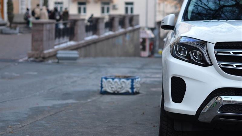 Comprehensive Review of the 2017 Chevrolet Equinox: Features, Performance, and Safety Insights