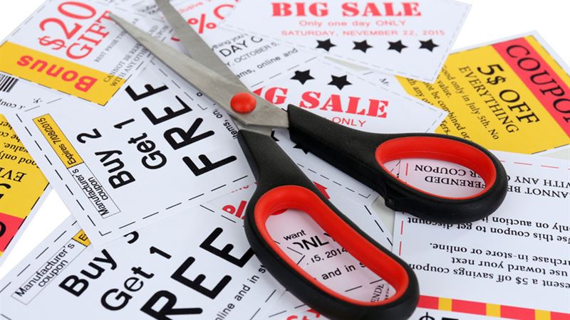 Top Four Websites for Finding the Best Shopping Coupons and Deals