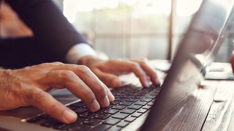 Comprehensive Review of Top 12, 15, and 11-Inch Laptops from 2017: Features, Performance, and Value