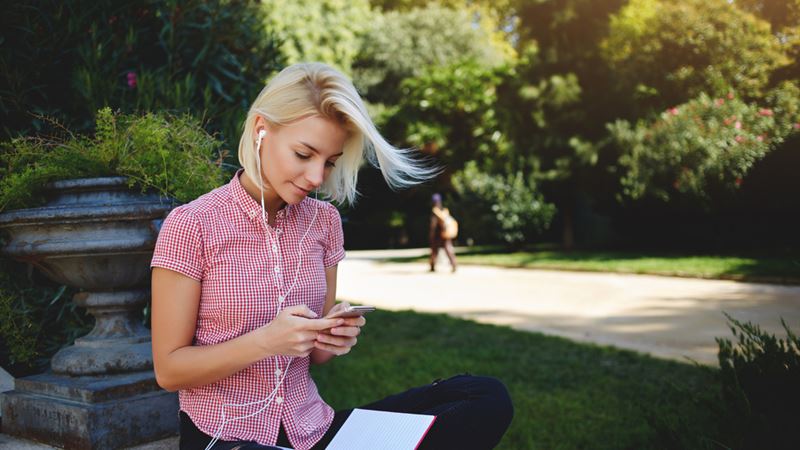 Top Smartphone Picks: Your Guide to the Best Mobile Devices of 2024