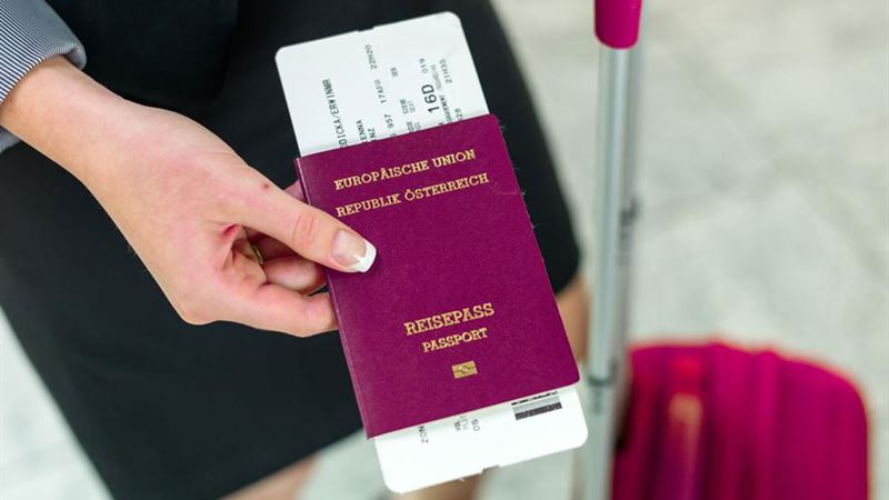 Essential Tips to Consider Before Booking Your Flight