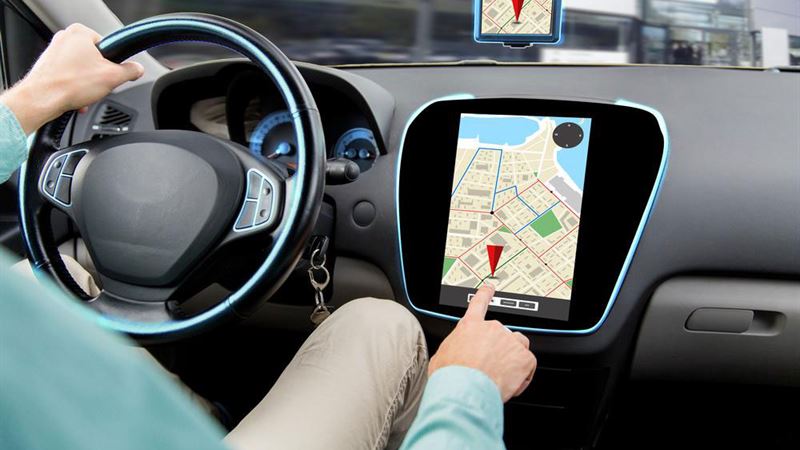 Top 4 GPS Devices for Precision in Driving Navigation