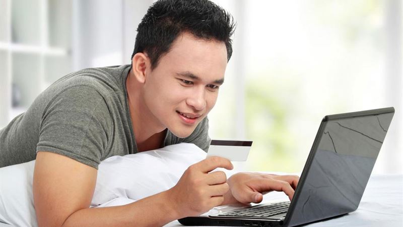 Essential Guidelines for Teens Managing Their First Checking Accounts