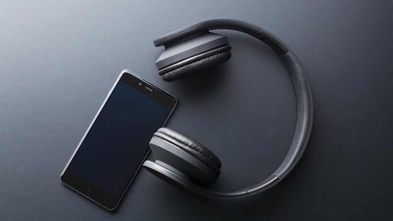 Essential Accessories to Enhance Your iPhone X Experience