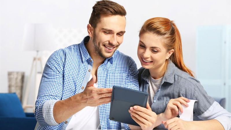 Comprehensive Guide to E-Filing Your Taxes: FAQs, Benefits, and Top Software Options