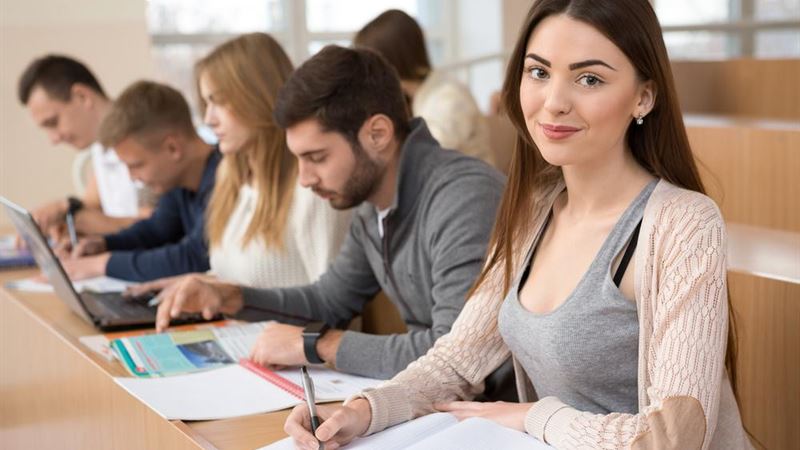 Ultimate Guide to Free Scholarships and Grants for Students Seeking Financial Aid