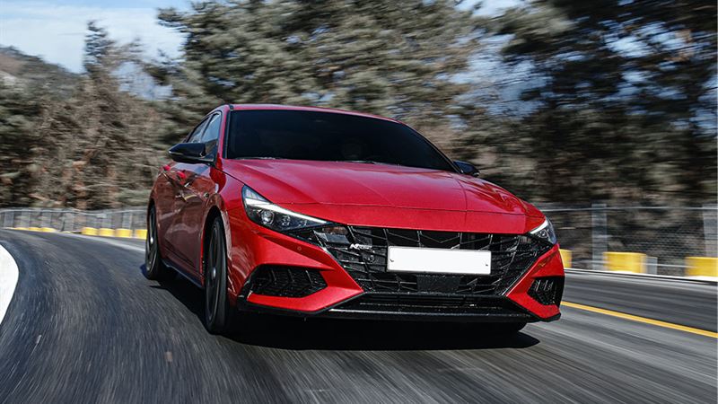 Comprehensive Insights into the Hyundai Elantra Hybrid: Features, Performance, and Value