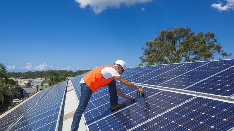 Comprehensive Guide to Solar Incentive Programs and Benefits in 2023