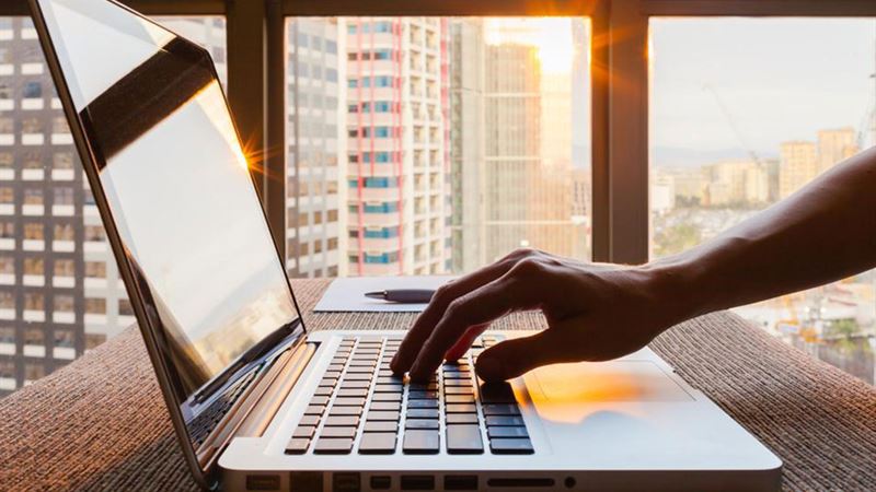 Top Recommended Laptops for Government Agencies: Trusted Brands and Key Features