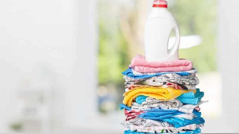 Comprehensive Guide to Powder vs. Liquid Laundry Detergent: Benefits and Drawbacks