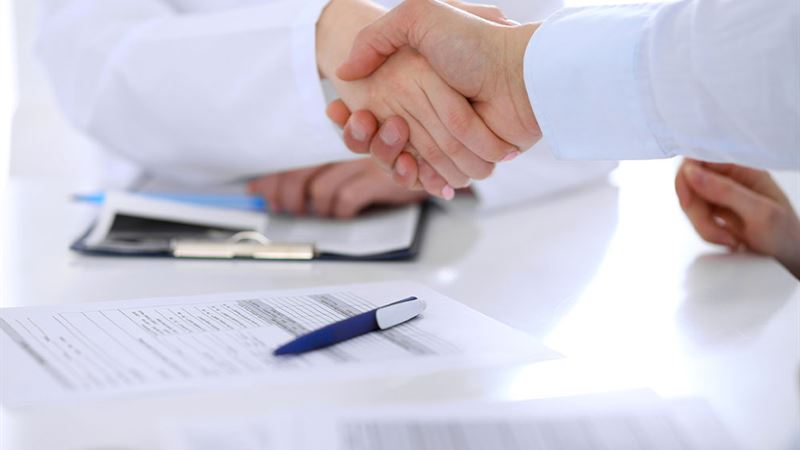 Transcatheter Aortic Valve Replacement (TAVR): Comprehensive Guide to Access Methods, Advantages, and Potential Risks