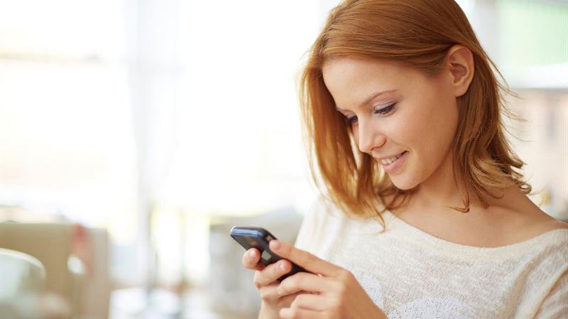 The Crucial Role of Smartphones in Shaping Modern Mobile Commerce Strategies