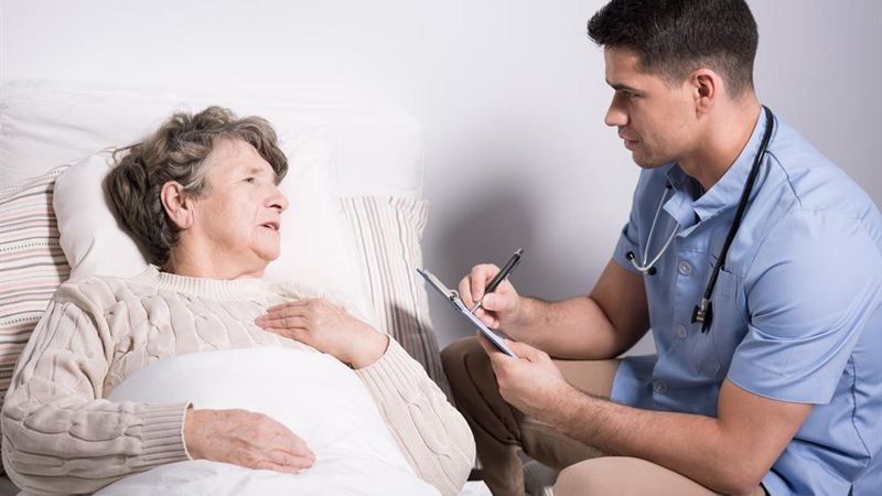 Understanding Alzheimer’s Disease Versus Dementia: Key Differences and Treatment Options