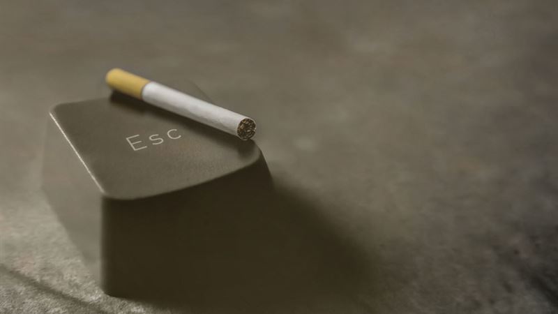 The Impact of Quitting Smoking on Enhancing Dental and Gum Health