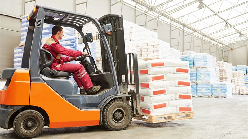 Comprehensive Guide to Forklifts: Types, Applications, and Pricing Insights