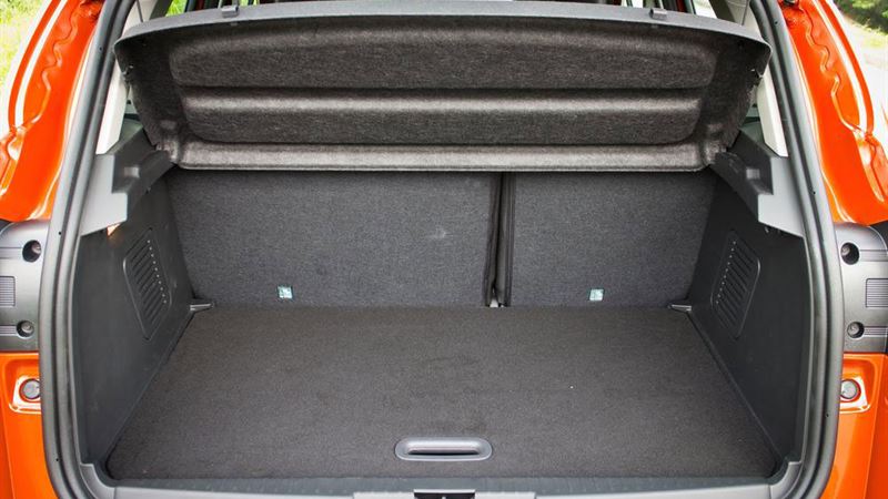 The Unmatched Elegance and Practicality of the Cadillac XT5 SUV