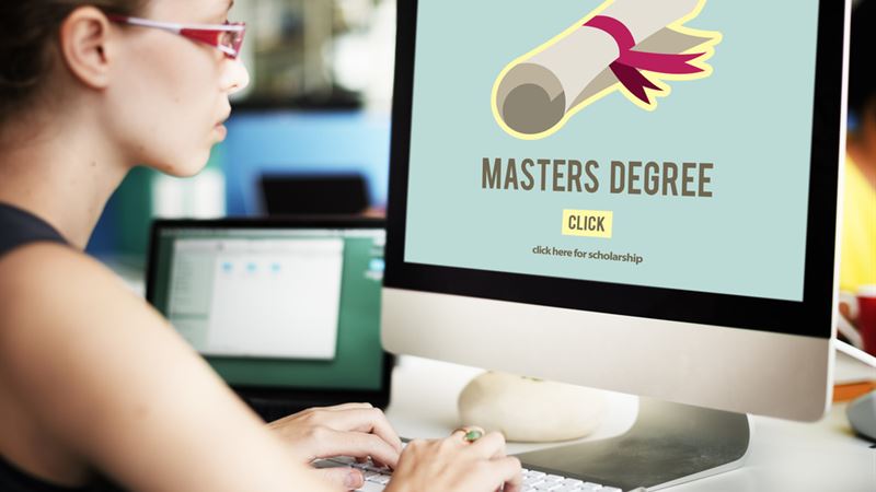 The Advantages and Opportunities of E-Learning for Master's Degree Seekers