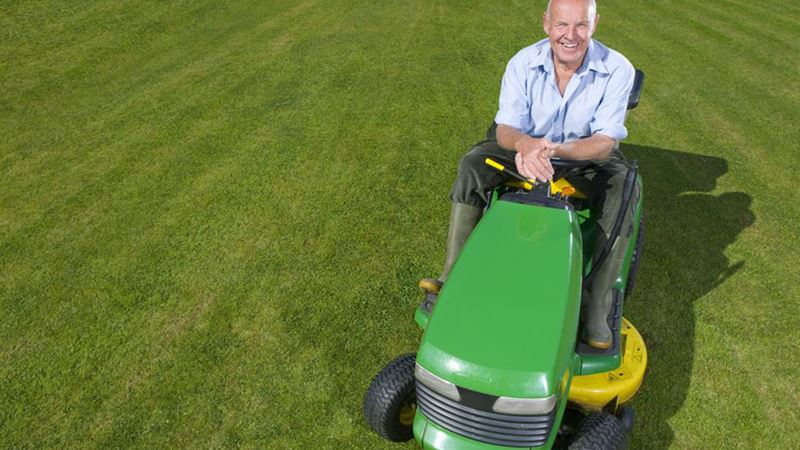 The Extensive Legacy and Evolution of John Deere Mowers