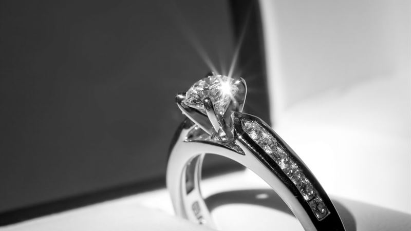 Top 3 Premier Jewelers for Personalized Engagement Ring Purchases