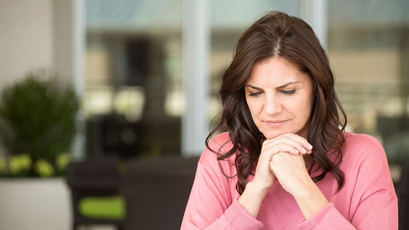 Understanding Menopause: Key Symptoms, Causes, and Health Risks