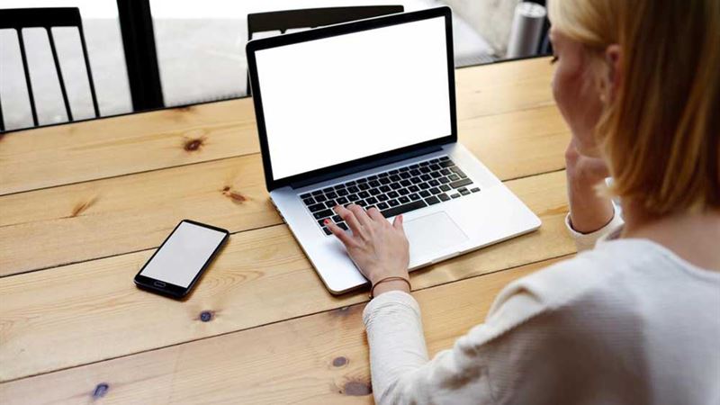 Comprehensive Guide to the Latest MacBook Pro: Features, Variants, and Pricing