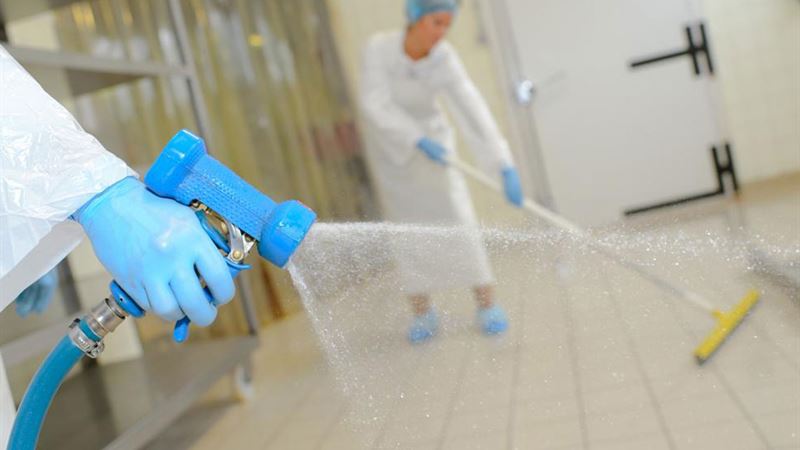 Essential Strategies to Minimize Infection Risks in Healthcare Settings