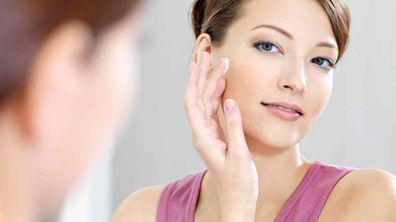 Essential Skincare Solutions for Achieving Firmer, Youthful Skin