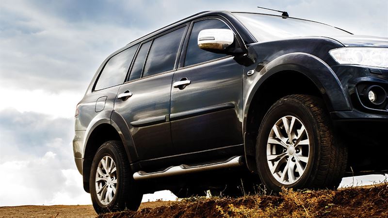 Comprehensive Overview of the Volvo XC90 Recharge Plug-In Hybrid SUV: Features, Performance, and Value