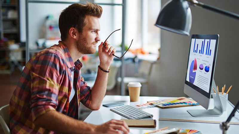 Comprehensive Guide to Selecting the Ideal Workstation for Your Needs