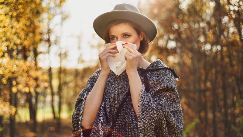 Essential Guide to Managing Allergic Cough: Key Questions and Home Remedies