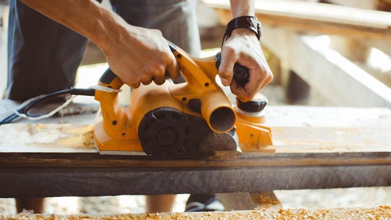 Top 5 Advantages of Choosing Refurbished Power and Hand Tools for Your Projects