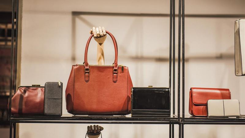 Explore the Iconic Coach 1941 Series Handbags: A Blend of Style, Functionality, and Heritage