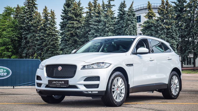 Discover the Excellence of the Jaguar F-PACE: A Premier Luxury SUV for the Modern Driver