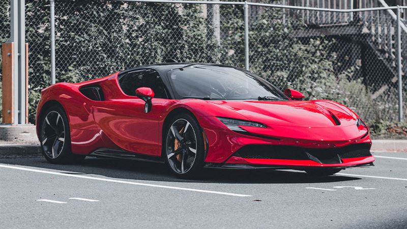 In-Depth Overview of the Ferrari SF90 Stradale: A High-Performance Supercar