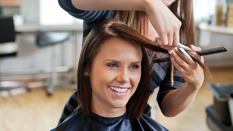 Innovative Haircut Styles Tailored to Your Unique Face Shape and Age Group