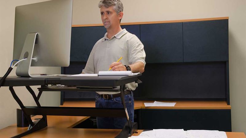 Embrace Health and Productivity with Adjustable Standing Desks