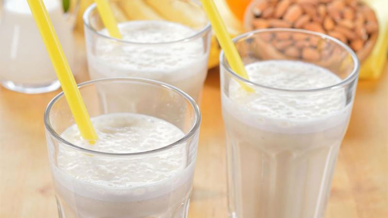 Comprehensive Dietary Guidelines for Managing Ovarian Cancer: Foods to Embrace and Avoid