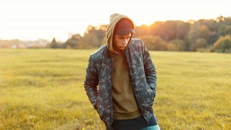 Ultimate Guide to Choosing and Purchasing the Perfect Bomber Jacket