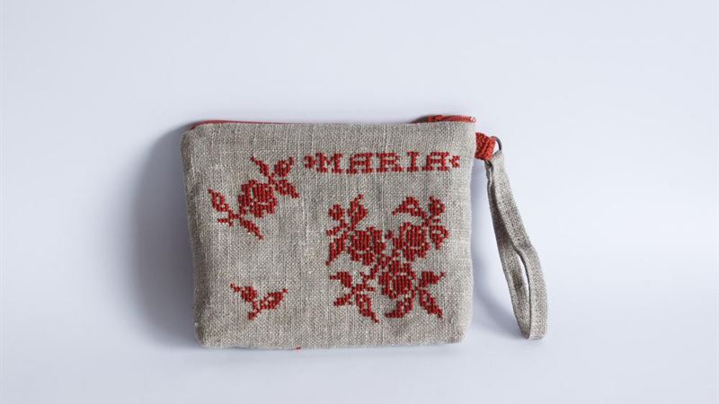 The Ultimate Guide to Choosing a Betsey Johnson Wristlet for Every Occasion