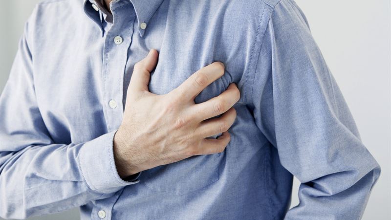 Comprehensive Guide to Recognizing Heart Attack: Signs and Symptoms You Should Know