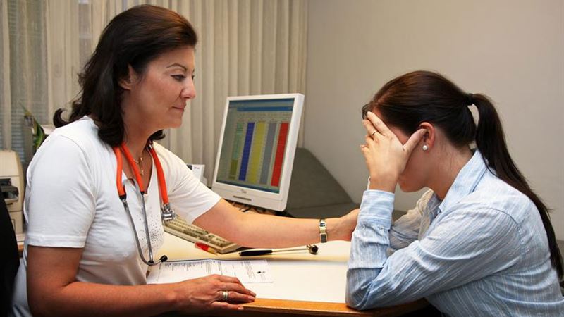 Comprehensive Guide to Recognizing and Understanding Ovarian Cancer Symptoms