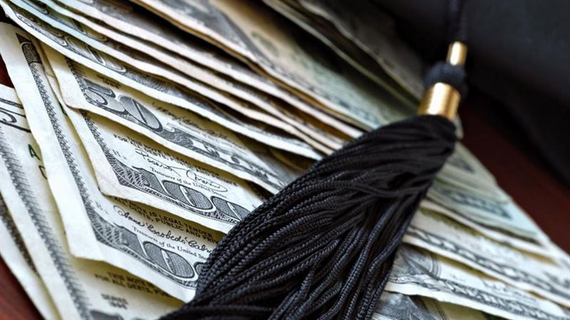 Top Private Banks Providing Student Loan Options for Students in Need
