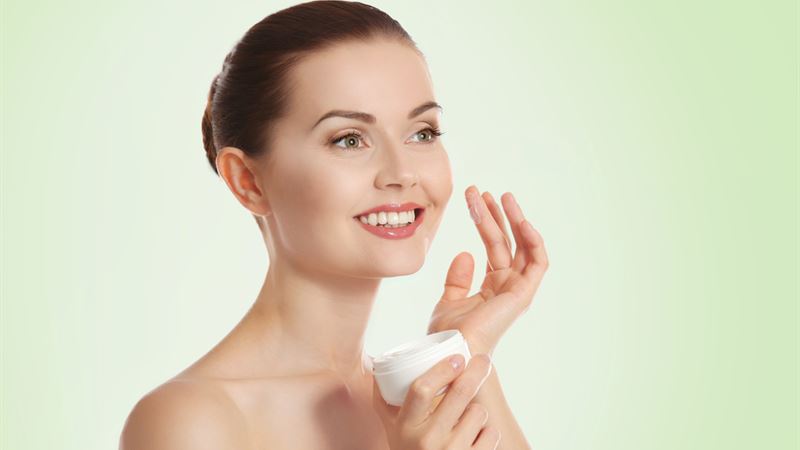 The Significance of Establishing a Consistent Facial Care Routine for Healthy Skin