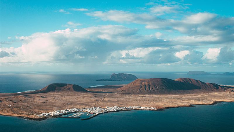 Explore the Canary Islands: Top Destinations, Travel Tips, and Budget Guide