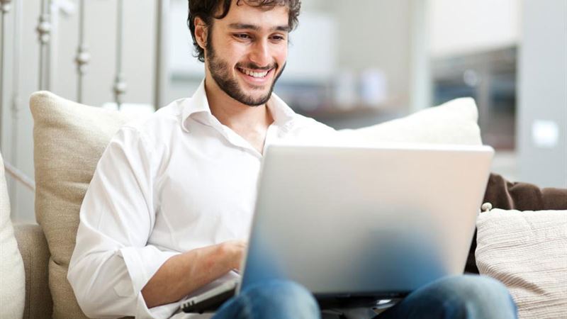 Comprehensive Guide to Buying Laptop Batteries and Essential Accessories