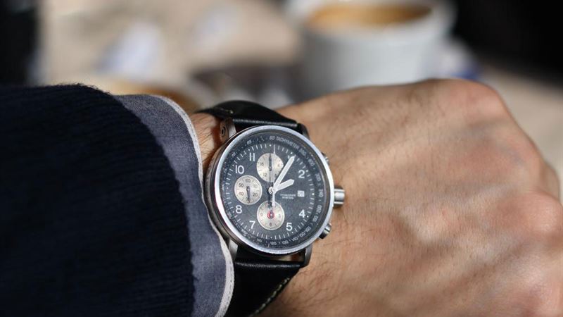 Comprehensive Guide to Identifying Authentic versus Counterfeit Rolex Watches