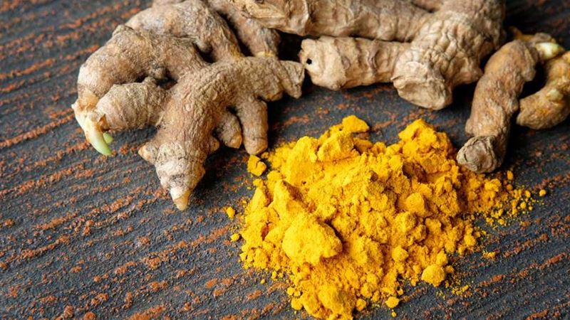 In-Depth Analysis of Turmeric and Curcumin: Benefits, Risks, and Usage Insights