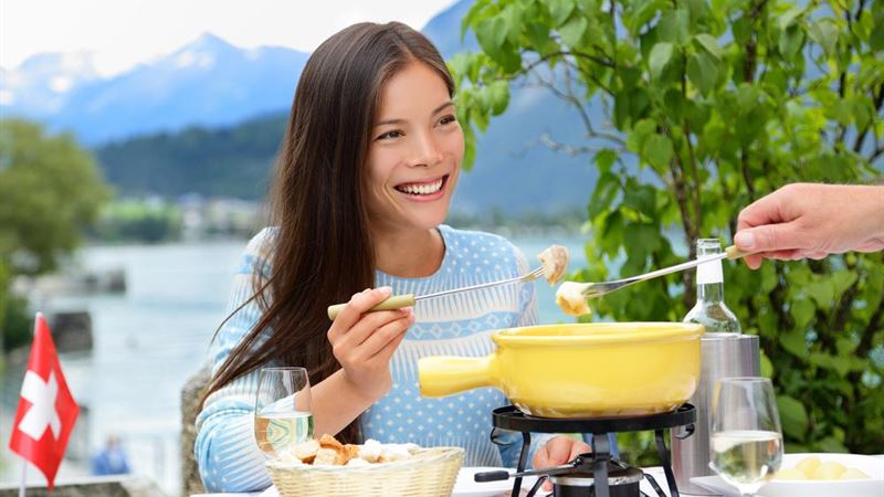 Choosing the Perfect Fondue Pot for Your Culinary Adventures