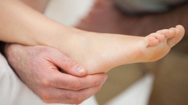 Effective Ways to Alleviate Pain at the Top of the Foot