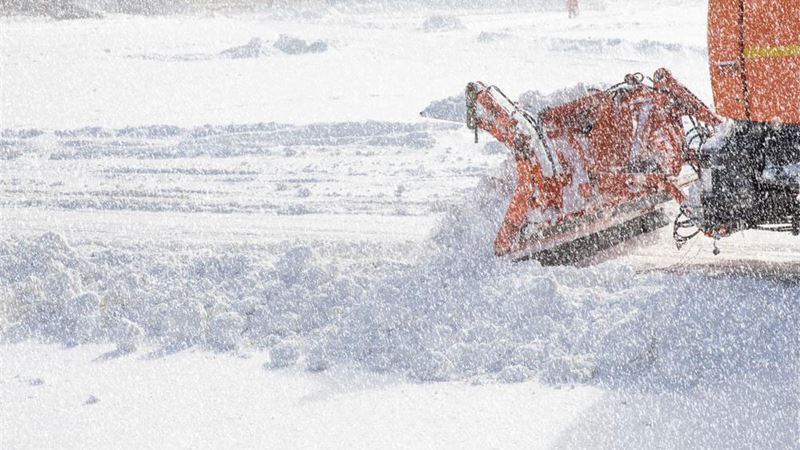 Comprehensive Guide to Choosing the Perfect Snow Plow for Your Truck Fleet